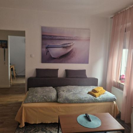 Privates, Gemuetliches Appartement ノイス エクステリア 写真