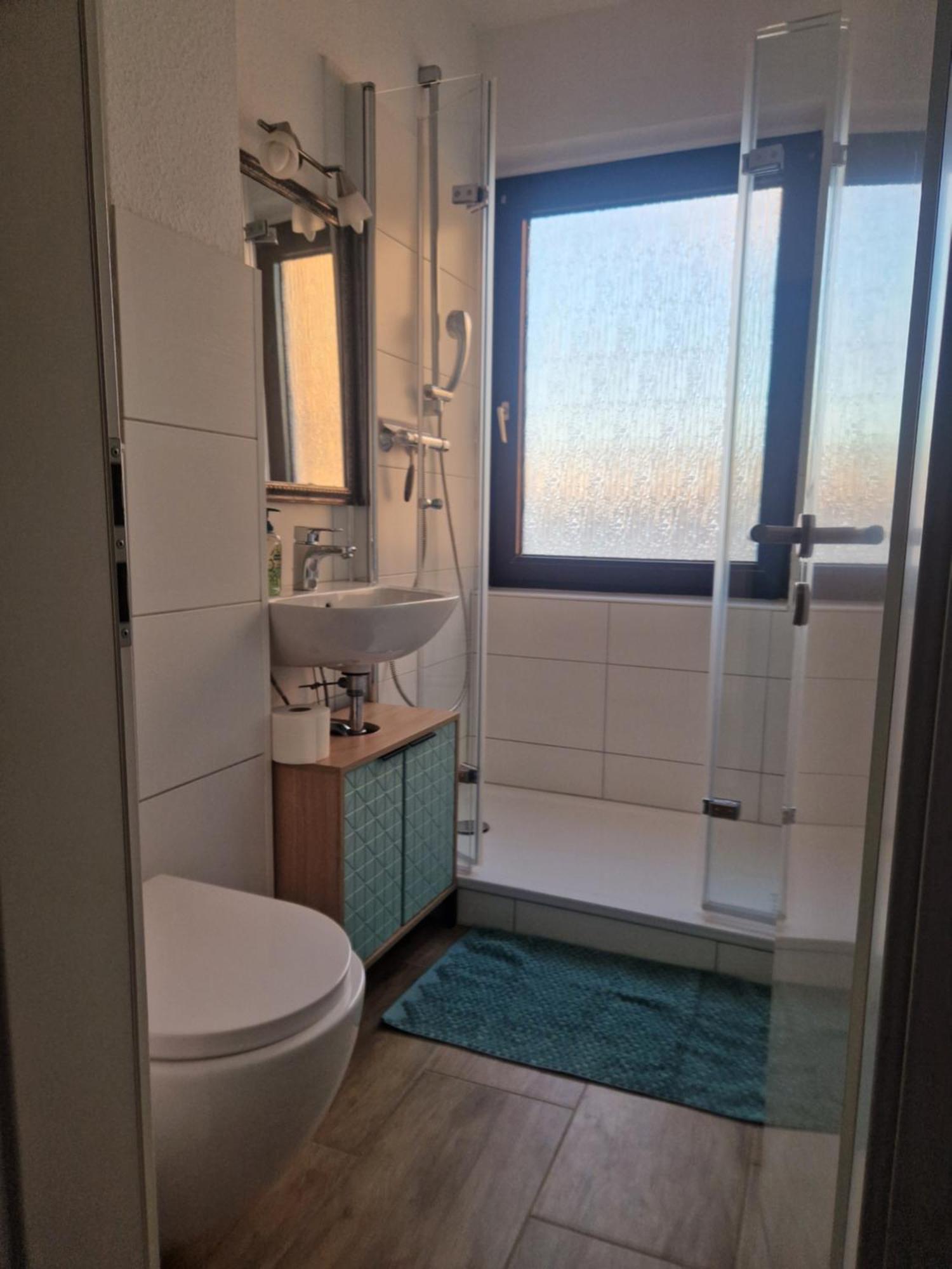 Privates, Gemuetliches Appartement ノイス エクステリア 写真